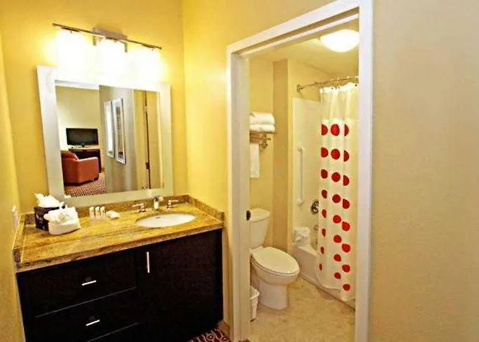 Towneplace By Marriott Phoenix Hotel